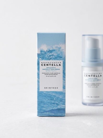Madagascar Centella Hyalu-cica Water-fit sun serum (15ml)
